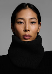 Cordova Valle Buff Onyx women's neckerchief