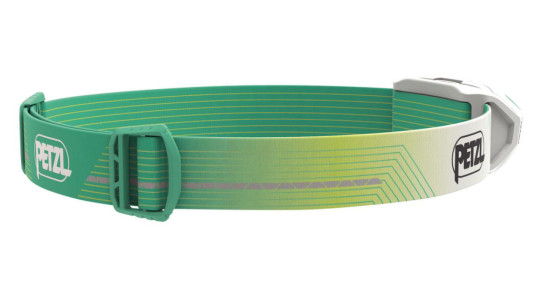 detail Petzl Actik Core 2022 svítilna zelená
