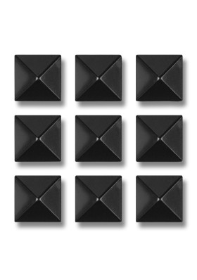 Gravity Pyramid Studs Black