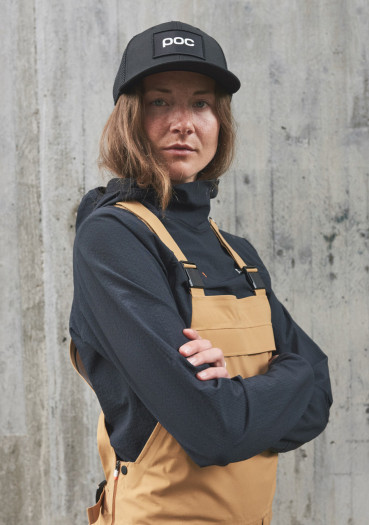 detail POC Trucker Cap Uranium Black – Minimalist Style and Maximum Ventilation