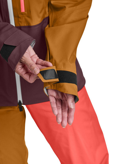 detail Ortovox 3l Ortler Jacket W Petrol Blue