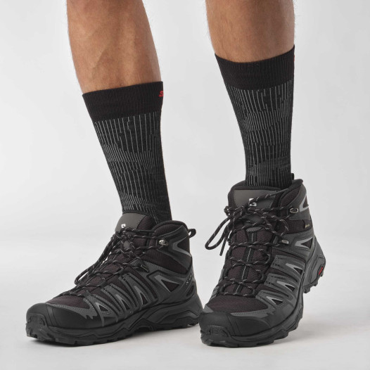 detail Men’s Salomon X ULTRA PIONEER MID GTX – Black / Magnet