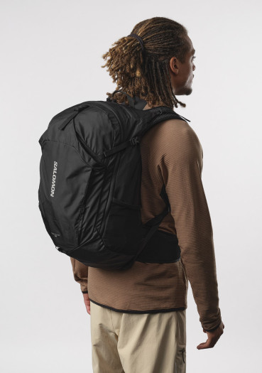 detail Backpack Salomon Trailblazer 30 Black/Alloy