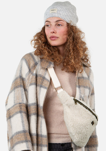 detail Barts Bugbane Bumbag Cream