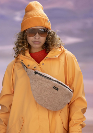 detail Barts Bugbane Bumbag Beige