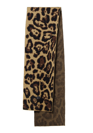 detail Goldbergh Kiana Scarf Jaguar – bold style for cold days