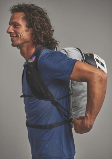 detail Backpack Ortovox Trace Pure Gray Marble 20 Liter