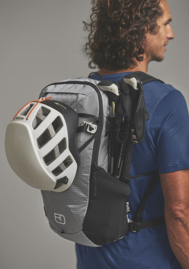detail Backpack Ortovox Trace Pure Gray Marble 20 Liter