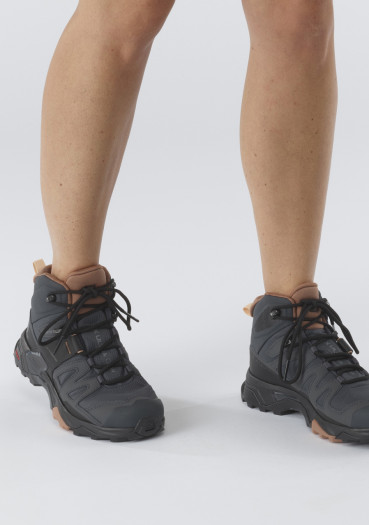 detail Salomon X ULTRA 4 MID GTX W – Ebony / Mocha Mousse / Almond Cream