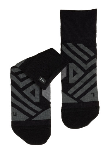detail On Running Mid Sock W Black/Shadow