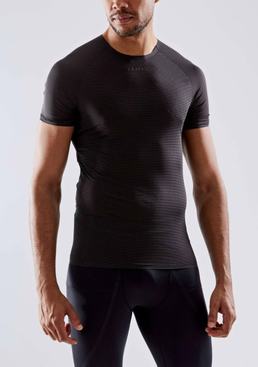 detail Men’s performance top CRAFT Nanoweight 1908851-999000 short sleeve